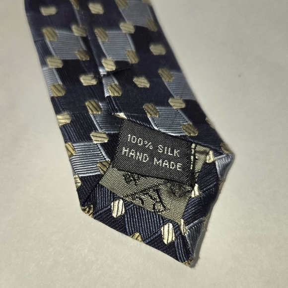 Tesoro Rosso U0mo Moda Hand Made, Light & Dark Gray, Beige Square   Pattern Tie - Picture 3 of 6